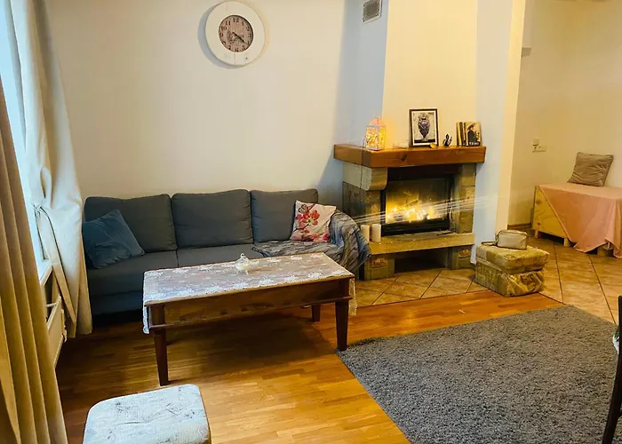 Cozy Oldtown Apartment Next Of Town Hall Square